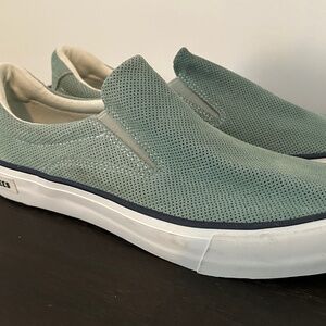 Seavees Slip On Sneaker